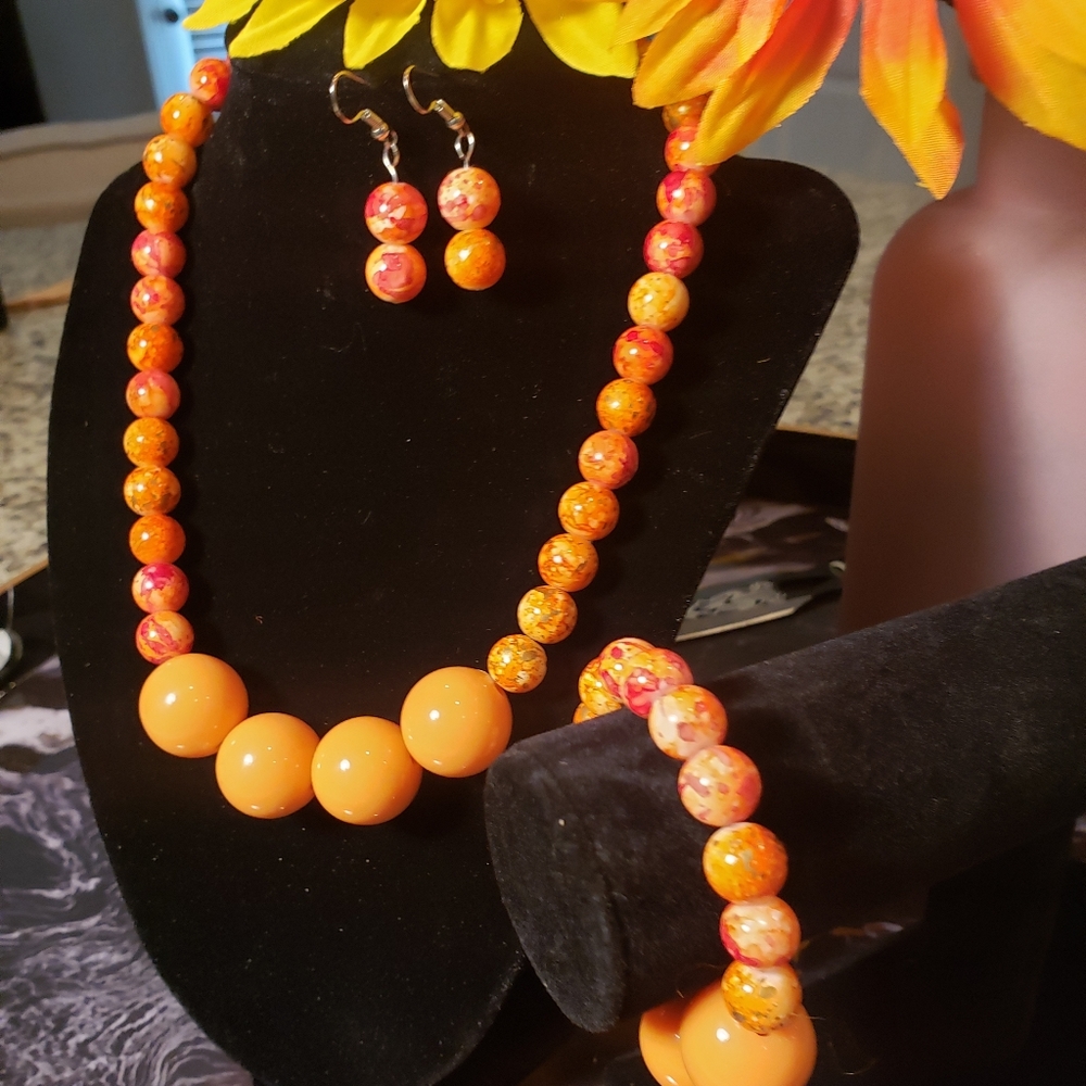 Orange marbleized Necklace, bracelet & earings